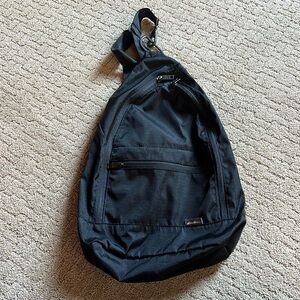 Eddie Bauer sling backpack